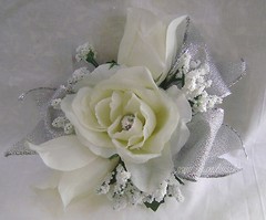 Ivory~Silver~Rose Bud~Open Rose Boutonniere~Pin Corsage~Wedding~Prom~Quinceanera