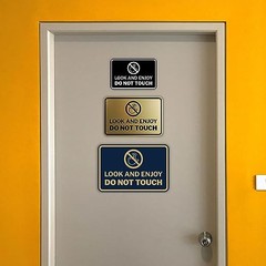 Classic Framed Look and Enjoy Do Not Touch Sign (Black/Gold) – Small Black Gold