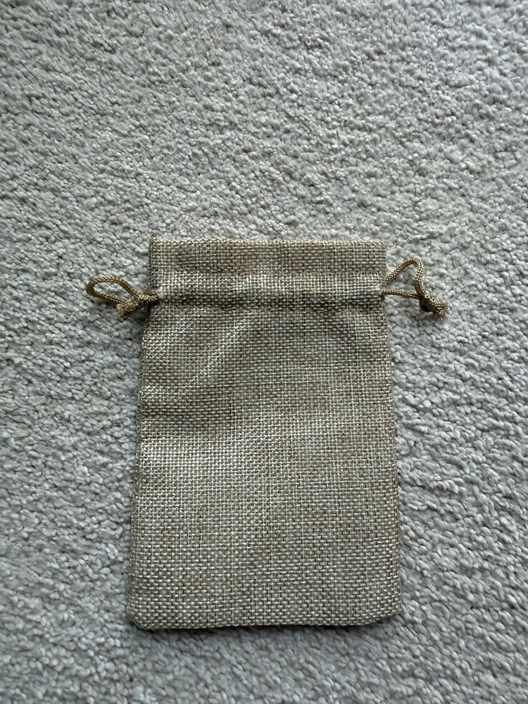Natural Linen Gift Bag Wedding Party Jewelry Pouch Gift Burlap Bag 5.5” X 4” New