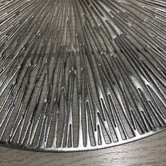 Metallic Silver Round Vinyl Placemats Non Slip Spiked Design 4 Pack