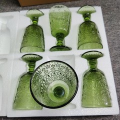 Green Drinking Glasses set of 6 Red Wine Goblets 10 OZ Colored Water Beverage…