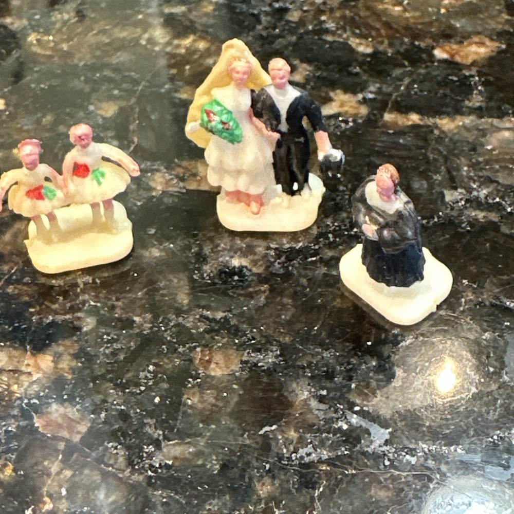 Vintage Mini Bride & Groom Wedding Cake Toppers,Minister& Girls Figurines￼.75″