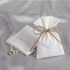 50pcs 9×12-13x18cm Cotton Burlap Jewelry Organizer Wedding Favors Gift Bags NEW