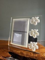 Beautiful Clear Acrylic Photo Frame With Three Lilies, Holds 4×6 Photo, 7”x7”