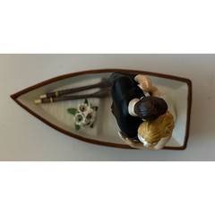 Weddingstar Porcelain Cake Topper Bride And Groom Couple Figurine – «Row Away»