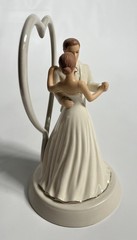 Lenox Porcelain Gold Trim Heart Wedding Bride & Groom Brunette Cake Topper