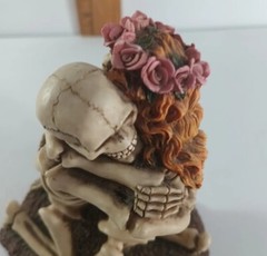 Love Never Dies Summit Collection Skulls Wedding Cake Topper ’97 WUI