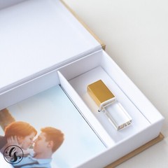 Wedding 5×7 Photo Storage Box for USB Stick Family Keepsake Memory Album