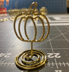 Rtteri 30 Pcs Gold Pumpkin Picture Holders 2 Inch Thanksgiving Fall Photo Card T