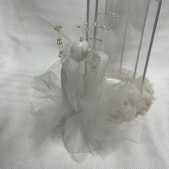 VTG Bride Groom Wedding Cake Topper White Porcelain 5” Figurine 8” Total
