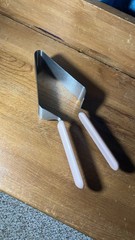 Magisso Stainless Steel Cake Server