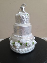 Wedding Cake Ornament White Silver Christmas Gift Tree Holiday Glitter RAZ NWT