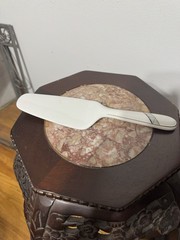 Christopher Stuart Empire House Y 1011 Bone China Cake Server White 10in
