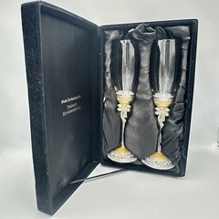Things Remembered Bride & Groom Wedding Champagne Flute Glasses Set Bows Peals