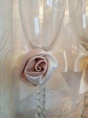 Lillian Rose Wedding Toasting Flutes Champagne Glasses Pink/Ivory Satin Rose NIB
