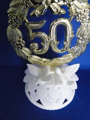 New Vintage WILTON 50TH Petite Anniversary Wreath Caketopper 102-4273