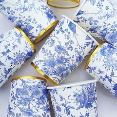 24 WHITE 9 oz Blue Floral Design Paper CUPS GOLD Rim Party Events Decorations