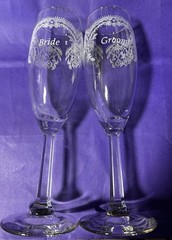 Wedding Champagne Flutes for Bride & Groom, Floral Decor, 2-Piece Set