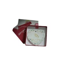 Ornament for Couples Wedding Gift 2025 ‘Just Married’ Theme