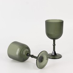 12 HUNTER GREEN Plastic Wine Glasses Vintage Ribbed Pattern Events Decorations