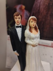 Vintage~~ Bride and Groom~~Wedding Cake Topper~~4.5″ Tall