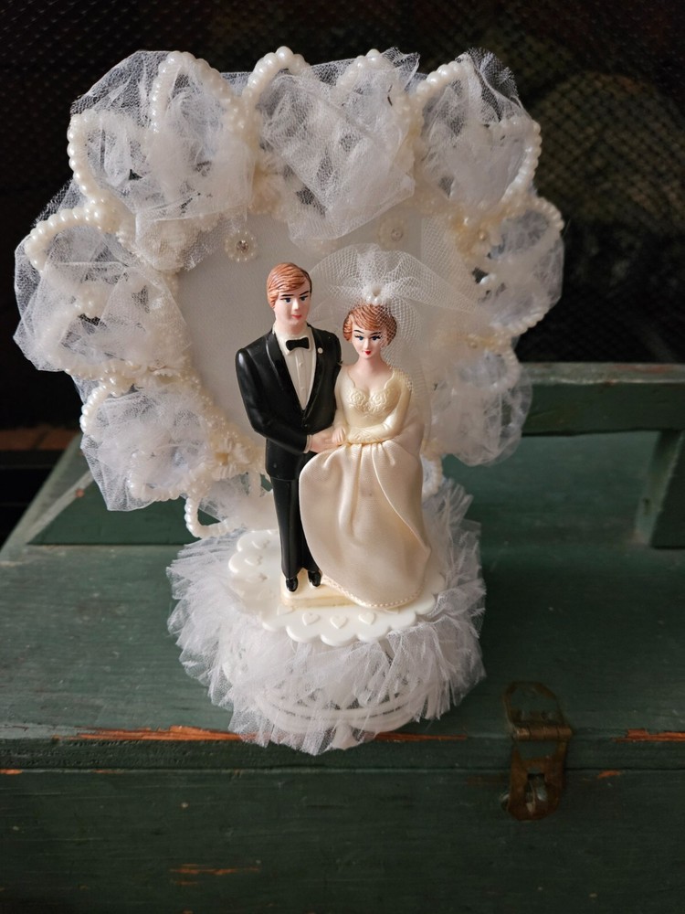 Vintage -1980 Coast Novelty – Made in New Zealand- Wedding Cake Topper w/ Heart