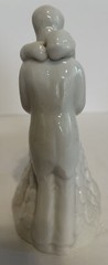MINT Bride & Groom White Porcelain Cake Topper K’s 5.6” New, Gold Tag Logo