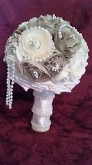 BEAUTIFUL HANDMADE WEDDING BOUQUET-IVORY/TAUPE/PEARLS/LACE