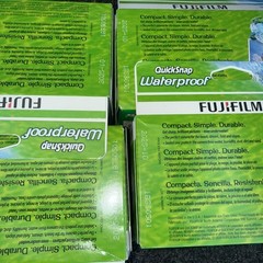 4X Underwater Camera Waterproof Fuji Quicksnap 27 Exposure Fujifilm NEW 10/25