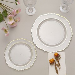 20 CLEAR 10.5″ Round Plastic Dinner Plates GOLD Scalloped Rim Events