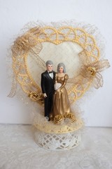 9″ & 5″ Vtg 80s Plastic 50th Anniversary Gold Bakery Crafts Wedding Cake Toppers