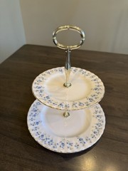 Royal Albert Memory Lane England 2-Tier Dessert Cake Stand
