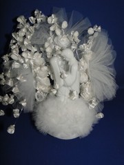 New Vintage Wilton «Ecstasy» Wedding Cake Top, white porcelain couple 117-831