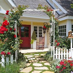 82″ Sturdy Metal Garden Arch Gothic Arbor Garden Trellis Climbing Plant Growing