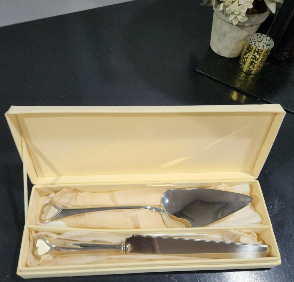 Cake Knife Server Set Lenox Wedding Promises 2-Piece Dessert Silverplated Heart