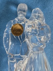 Cristal d’Arques 24% Lead Crystal Bride and Groom Wedding Cake Topper Figurine
