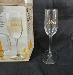 Libbey Mr & Mrs Toasting Set of 2 Glass Mug 16oz Flute 7.25oz w Box Wedding Gift