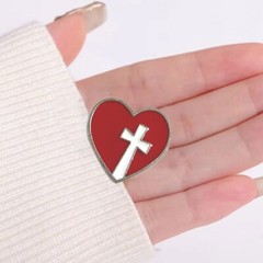 Cartoon Heart Brooch Pin Creative Badge Punk Pins Jewelry Alloy Texture