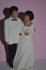 Vintage Coast Novelty Bride & Groom Wedding Cake Topper 1984 *REPAIRED*