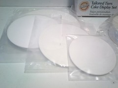 New In Worn Box Wilton Tailored Tiers Cake Display Set FREE SHIPPING
