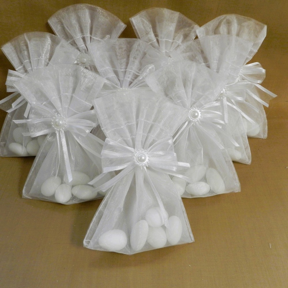 50 Set exquisite pouches hand-made Italian favors for $ 75.00