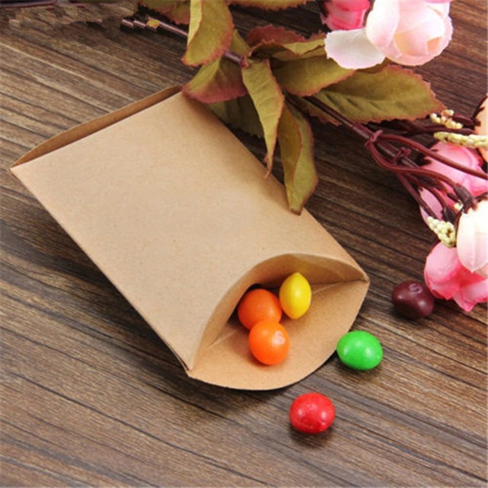 100Pcs Reusable Kraft Paper Wedding Candy Boxes Pillow Gift Box Khaki with Rope