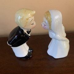 50’s Glossy Porcelain Bride And Groom Reaching For The 1st Kiss Wedding Cake Top