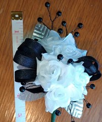NEW 6″ Artificial White Rose Wrist Corsage Black Pearls, Silver Leaves Prom