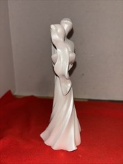 Wilton Wedding Cake Topper Bride Groom The First Kiss 202-258 2007 Contemporary