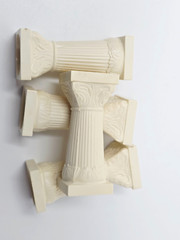 Lot of 4 Vintage Pillars Columns Grecian Roman Wedding cake decor 2 3/4″ (Short)