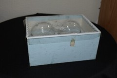 BRIDE & GROOM toasting Treasure Moments 1973 champagne goblets in box EUC