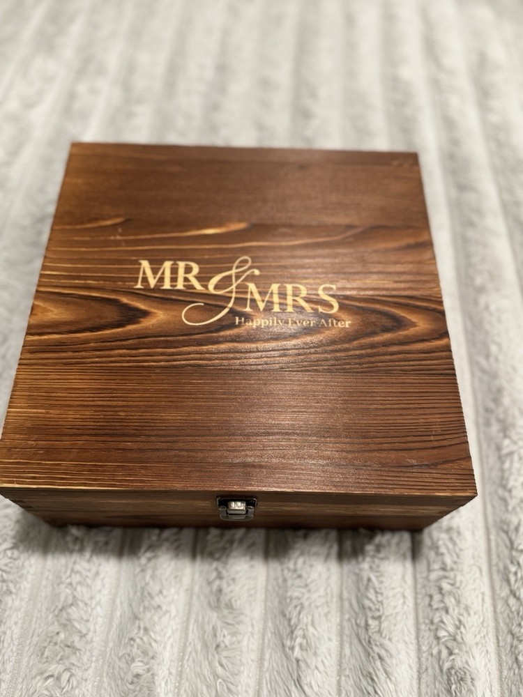 Bridal Wine Glass Set Wedding Gift In Wooden Keepsake Box