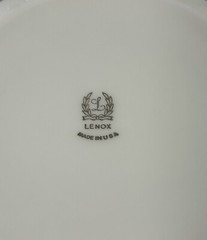 Lenox Cream Compote 24K Gold Beaded Trim 6” Pedestal Cookie Server 8.5” diam