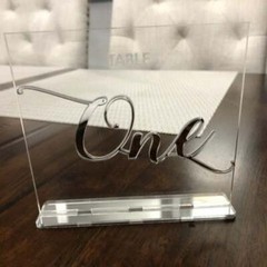 Clear Acrylic Wedding Table Numbers Calligraphy Freestanding Luxury Centerpieces